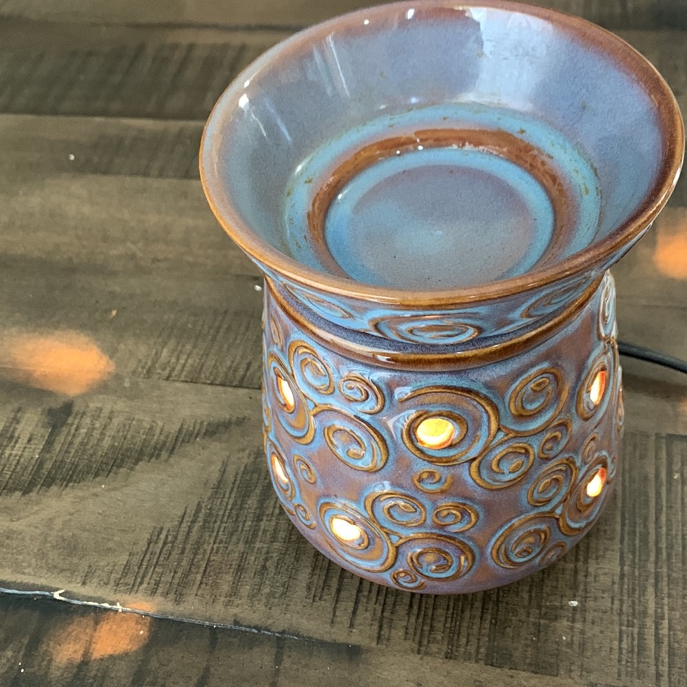 Lg Scentsy Pot - Picture 4 of 6